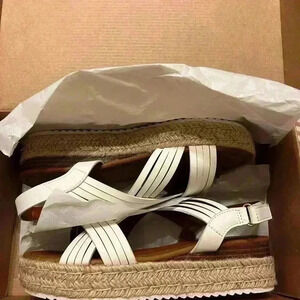 Women’s espadrille sandals Platform sandal Women’s size 9